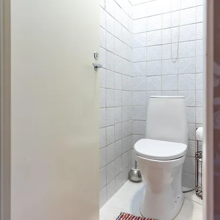 Apartment Spacious Business Near Superministry With Free Parking Reval